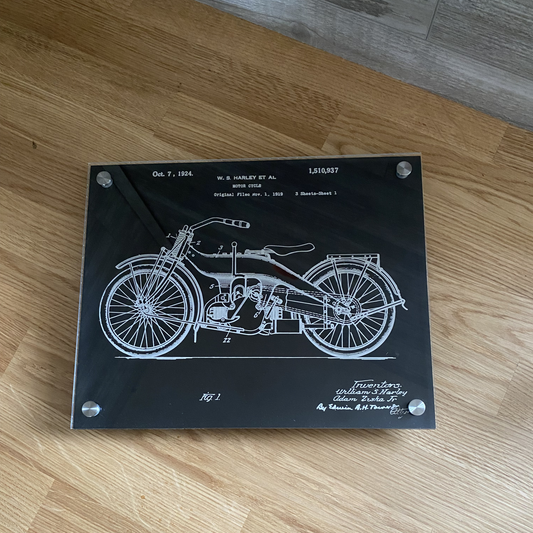 Gravering på eloksert aluminium. 250x295mm